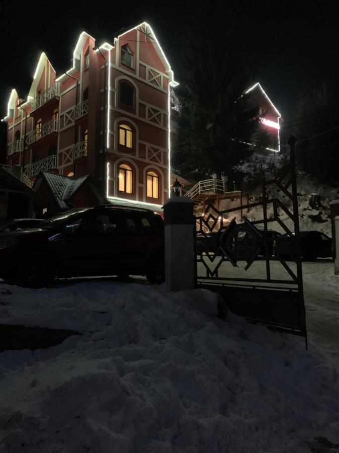 Hotel Kalyna 보로크타 외부 사진