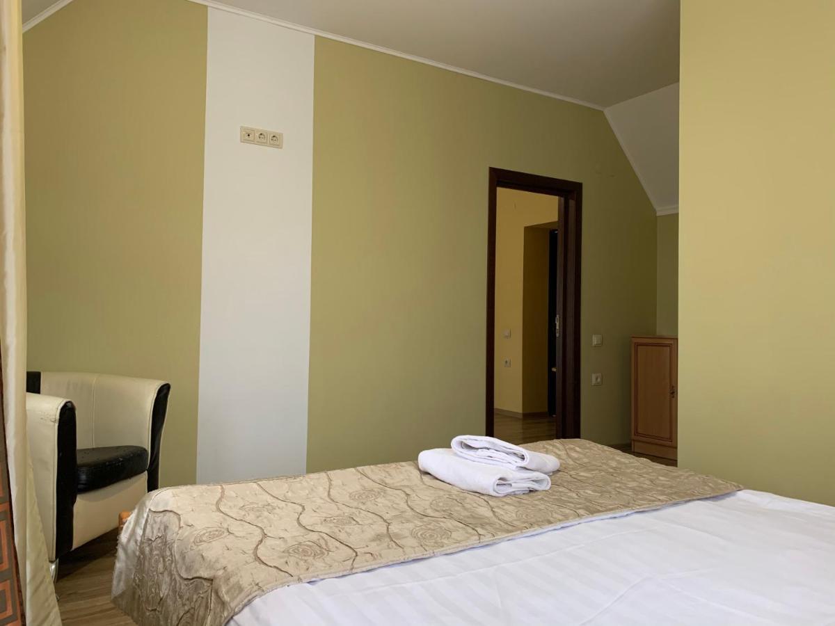 Hotel Kalyna 보로크타 외부 사진