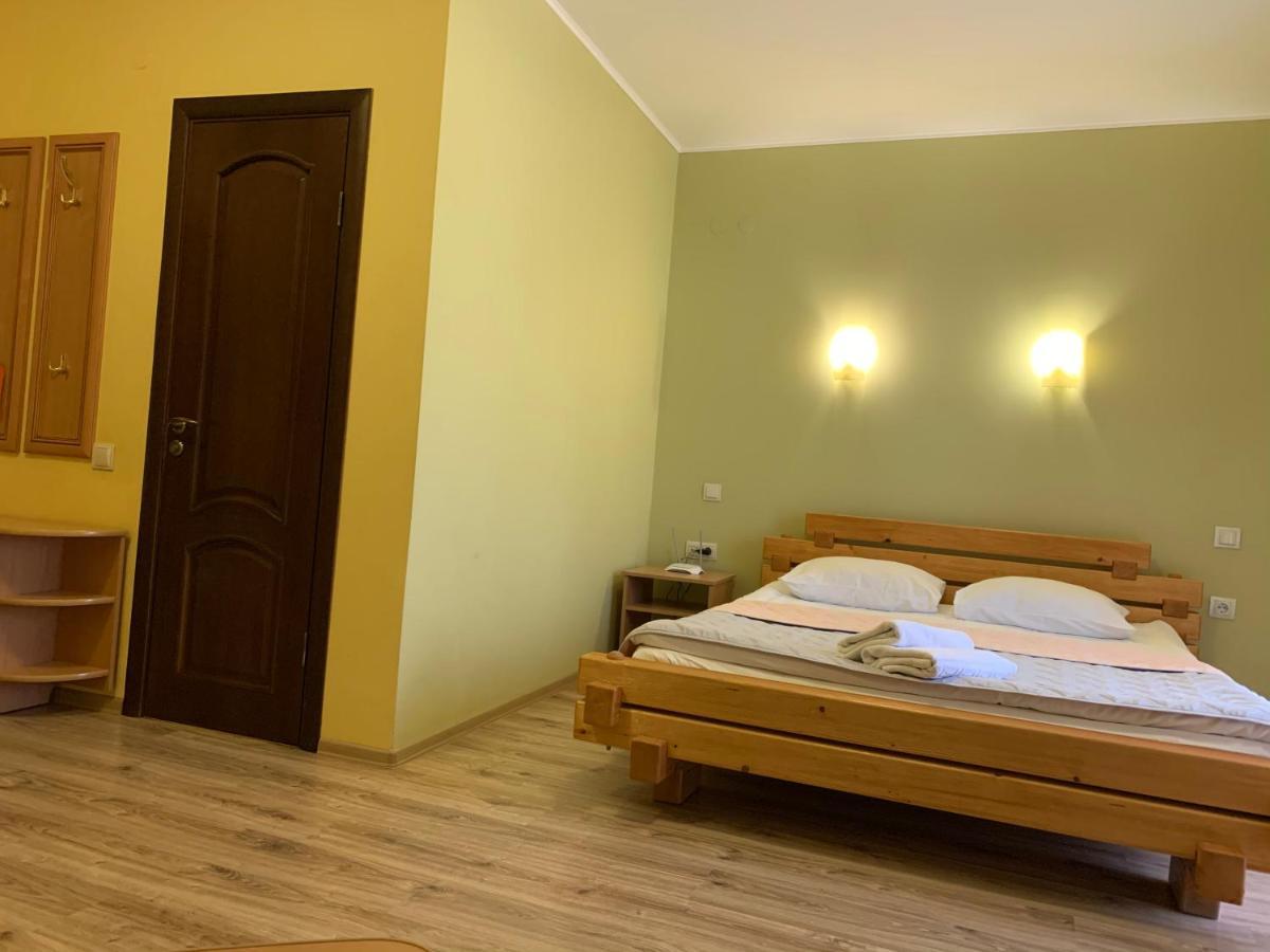Hotel Kalyna 보로크타 외부 사진