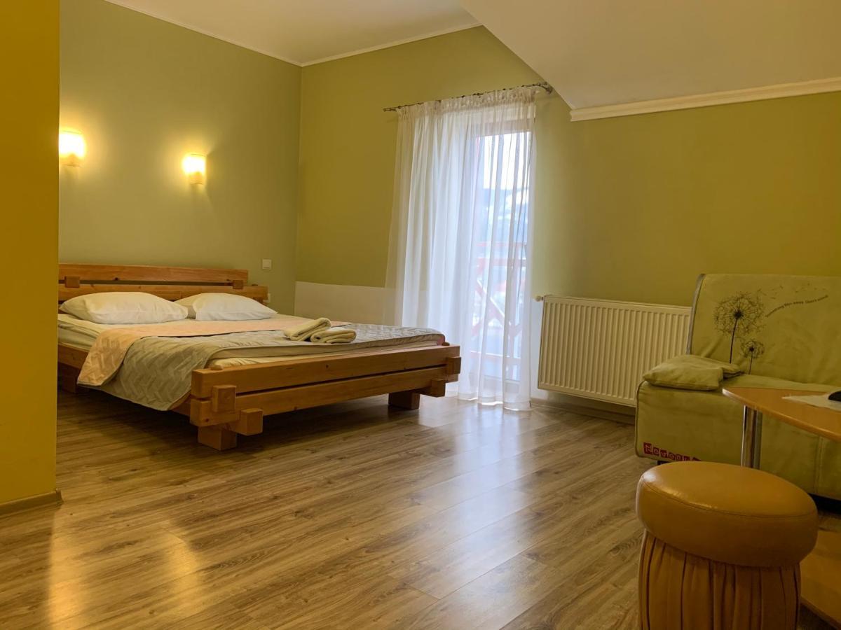 Hotel Kalyna 보로크타 외부 사진