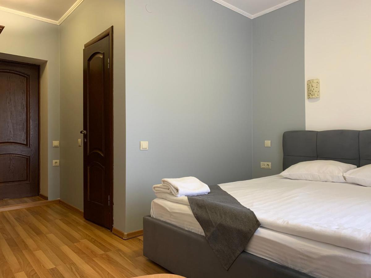 Hotel Kalyna 보로크타 외부 사진