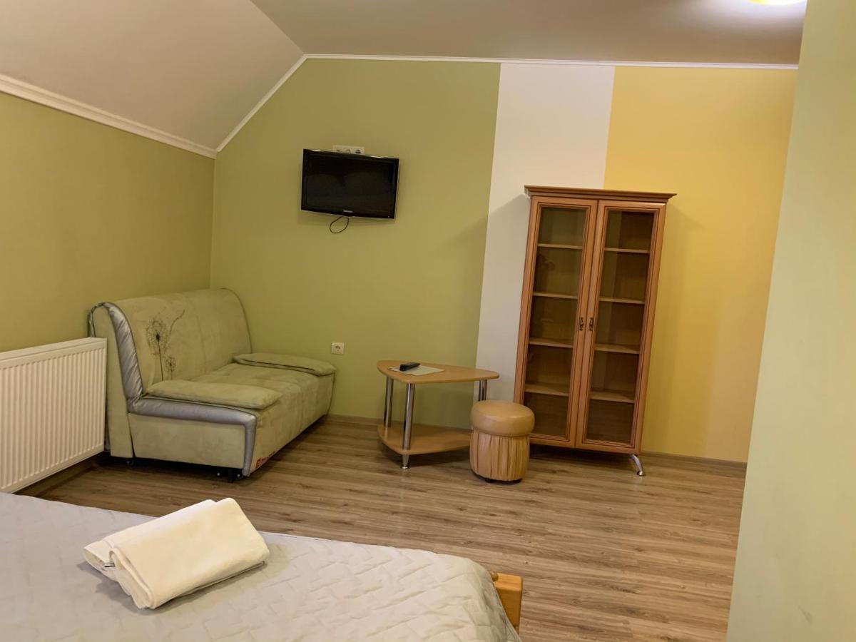 Hotel Kalyna 보로크타 외부 사진