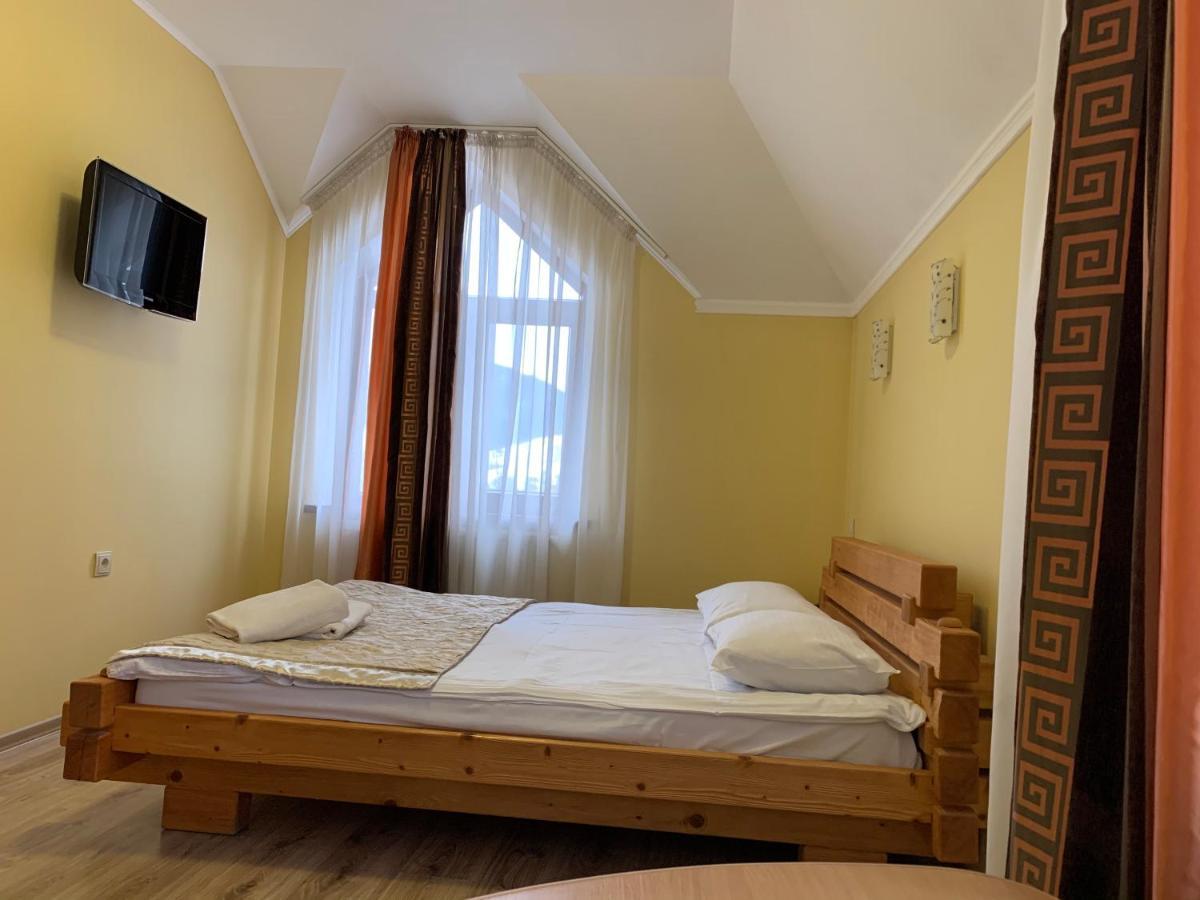Hotel Kalyna 보로크타 외부 사진