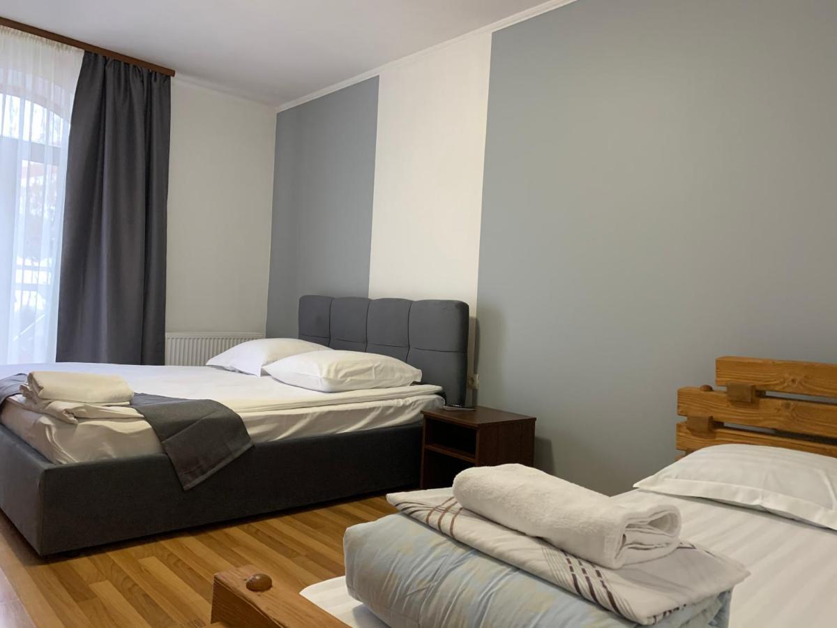 Hotel Kalyna 보로크타 외부 사진
