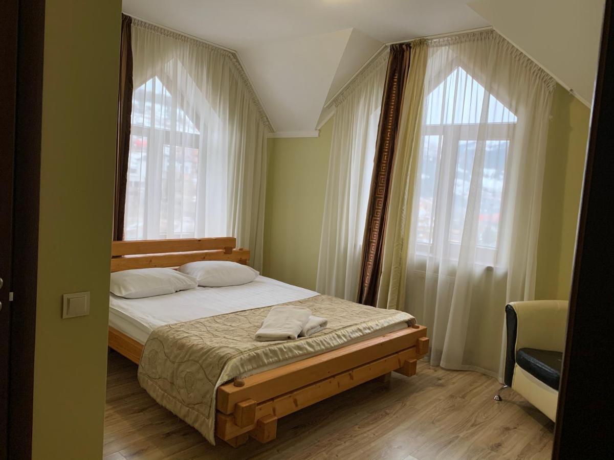 Hotel Kalyna 보로크타 외부 사진